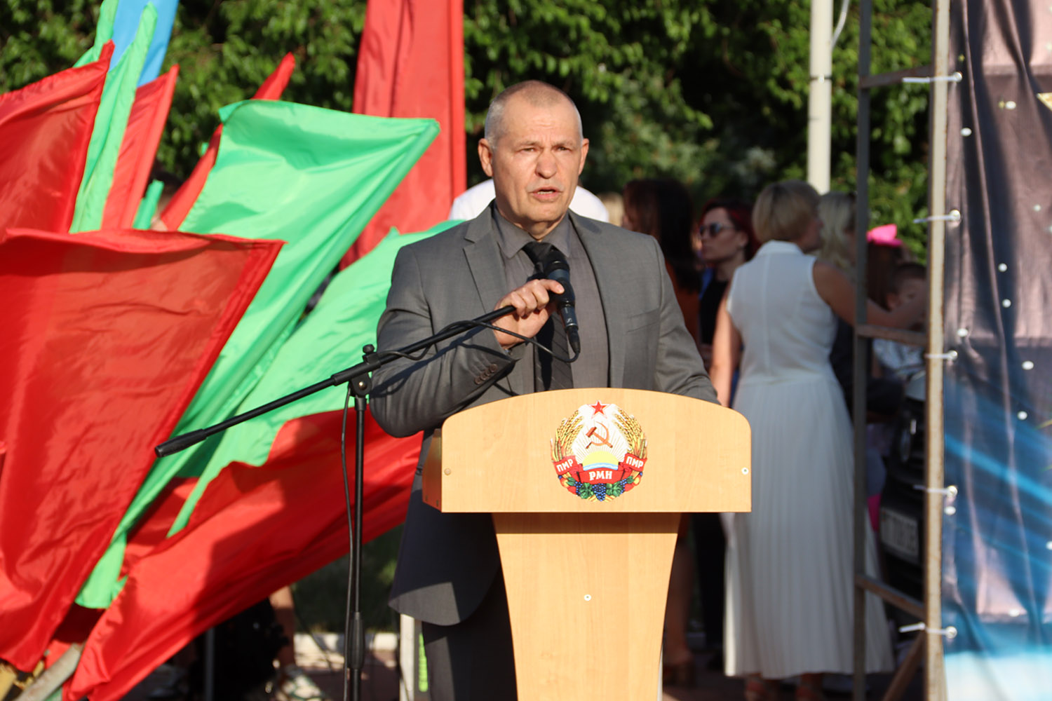 Александр Коломыцев