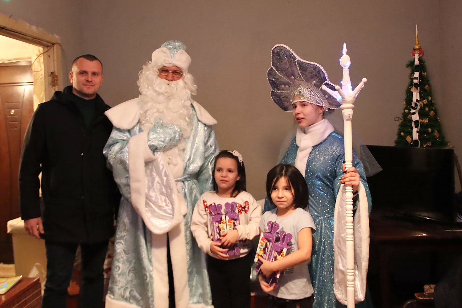 помощь семьям